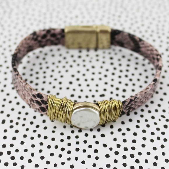 Jewelry - Snake skin print bracelet